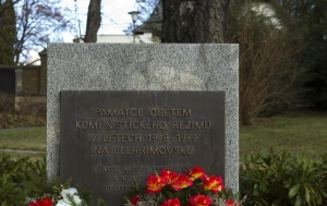 Pelhřimov. Pomník obětem komunistického režimu