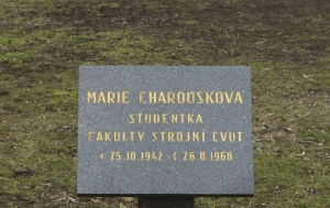 Praha 1. Pamětní deska Marii Charouskové