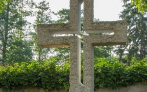 Sedlec-Prčice. Kříž obětem komunismu