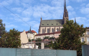 Brno-střed. Památník tří odbojů